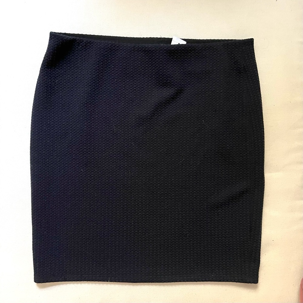 NEW NWT LOFT Navy Blue & Black Stretchy Mini Skirt Size M